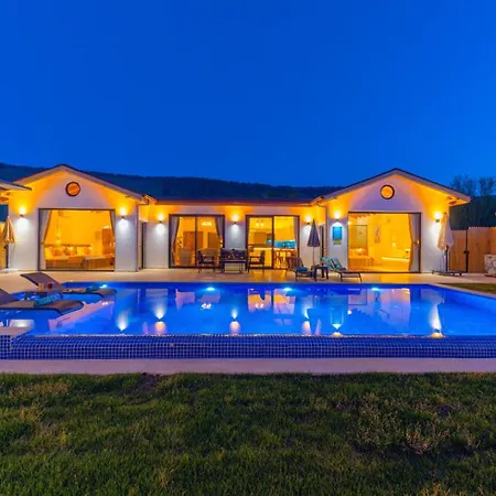 Valley 4*